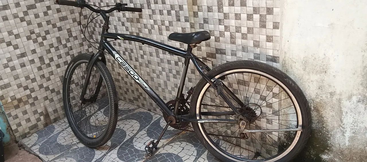 Bicicleta em ótimo estado/motivo da venda não estou usando está parada em casa/obs: 