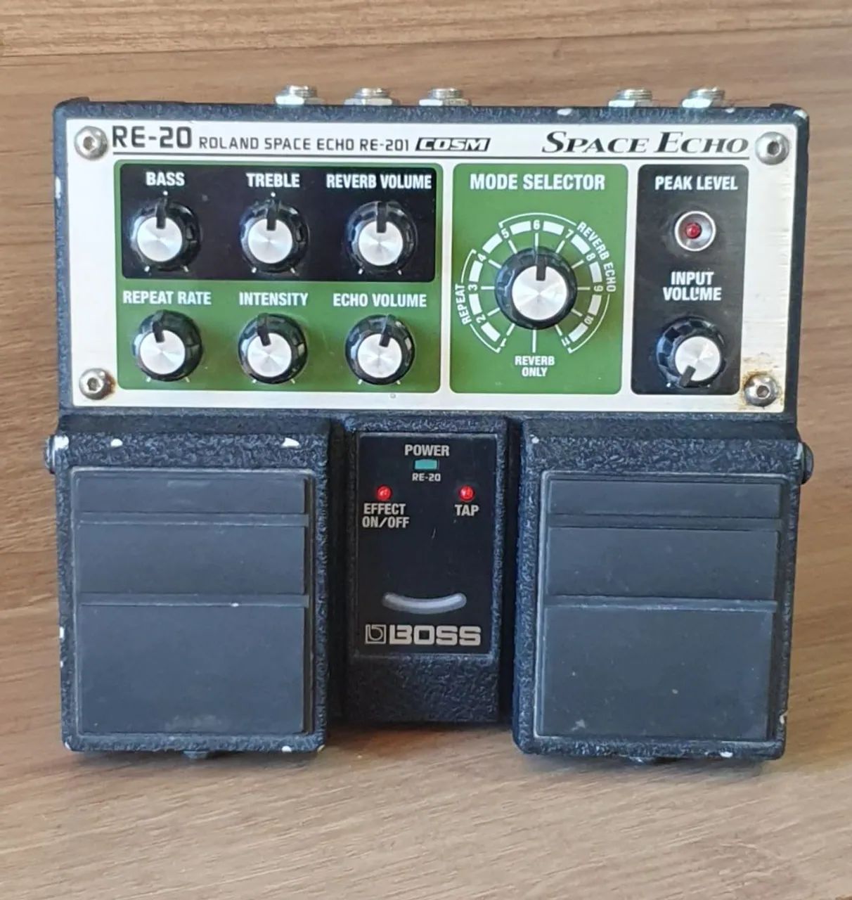 PEDAL ROLAND SPACE ECHO RE-20 BOSS - Instrumentos musicais - Passa