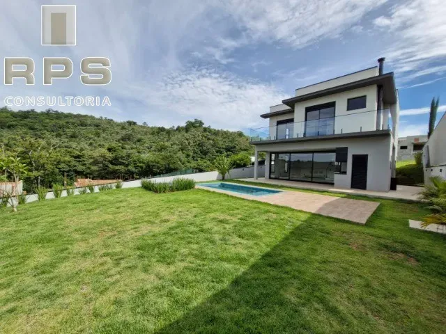 Casa pronta para morar no Condomínio Quintas da Boa Vista em Atibaia, 3 suítes com closet