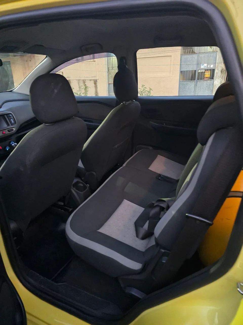 Spin 1.8 lt 2018 gnv, carro impecável, 42.000 - Foto 3