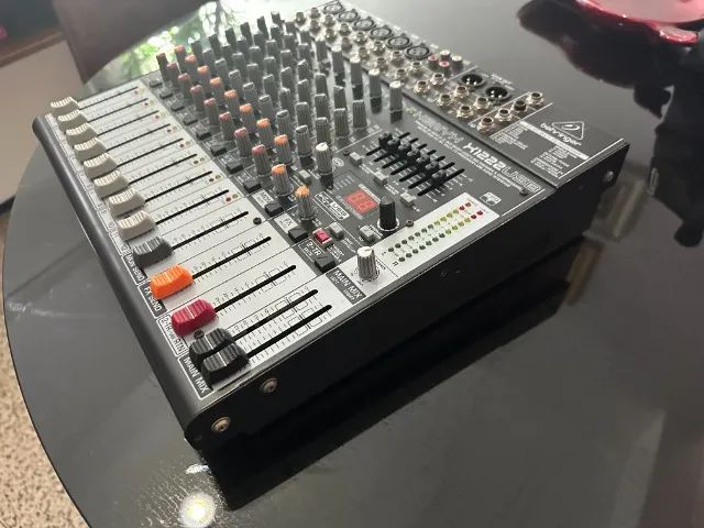 Mesa de Som Behringer - Foto 2