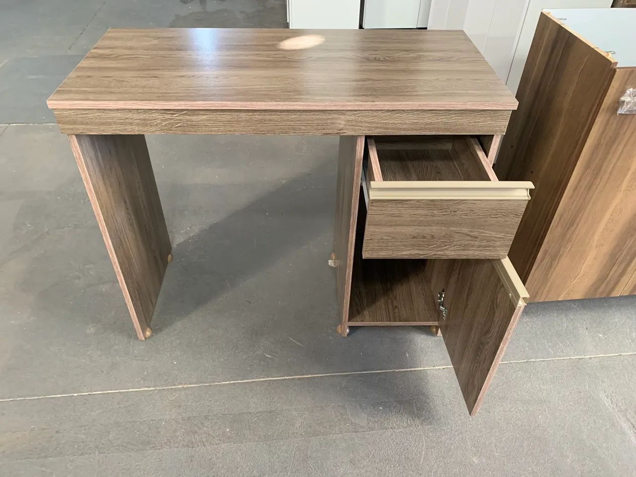 ESCRIVANINHA MESA BANCADA NOVO - ENTREGAMOS MONTADO - Foto 5