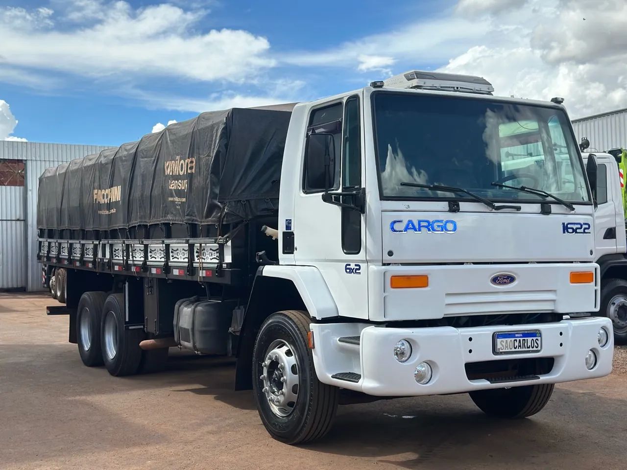 Ford Cargo 1622 Graneleira ( 2422) 