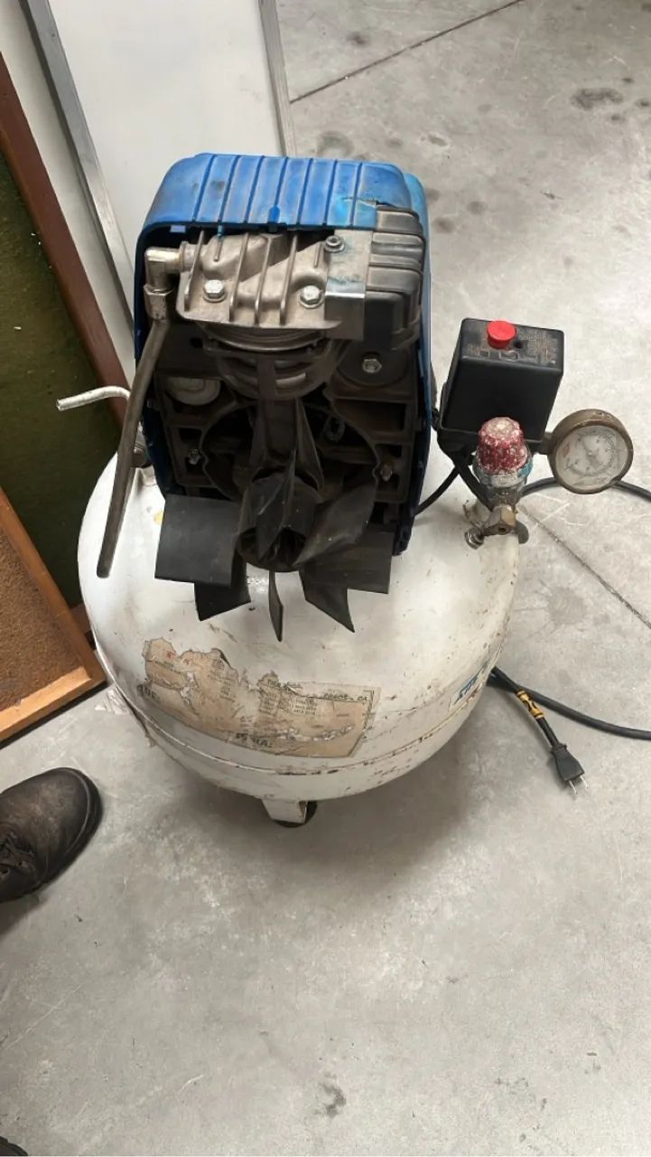 Compressor odontologico usado 
