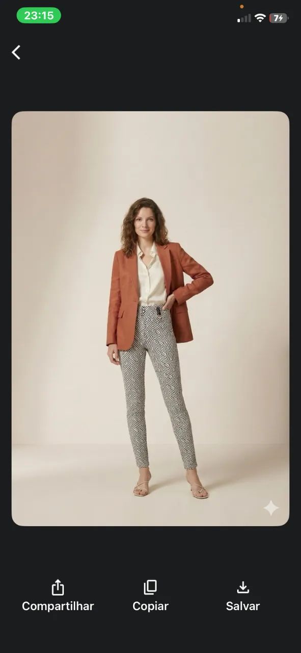 Calça geometrica preta e branca 