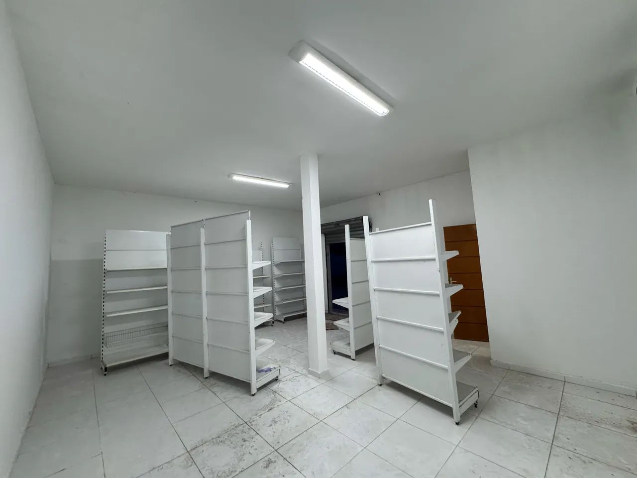 ? PONTO COMERCIAL NA AV. MATO GROSSO, CHÁCARA BRASIL.   R$ 1.700,00 mensais  - Foto 5