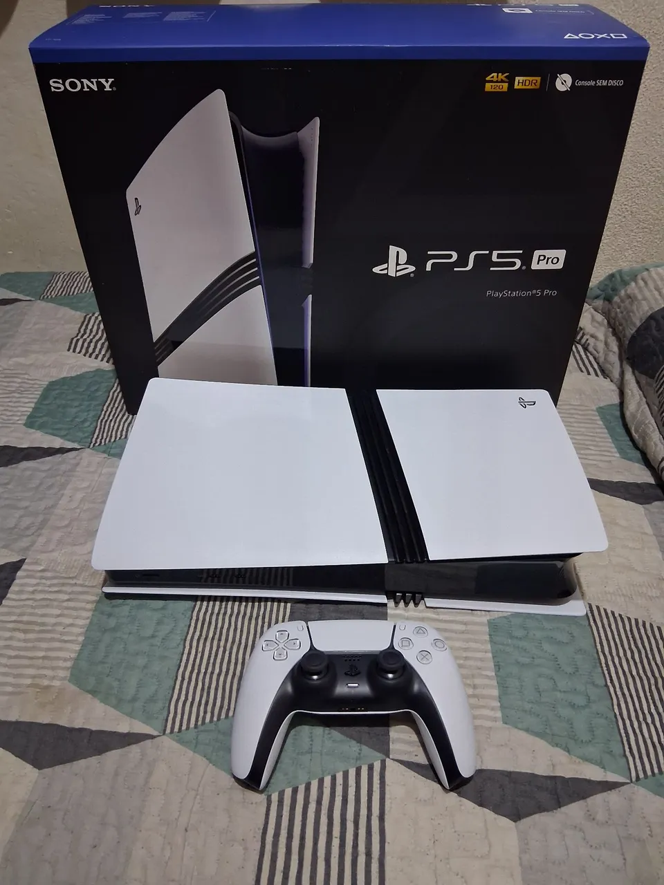 PlayStation 5 Pro - Novo na caixa