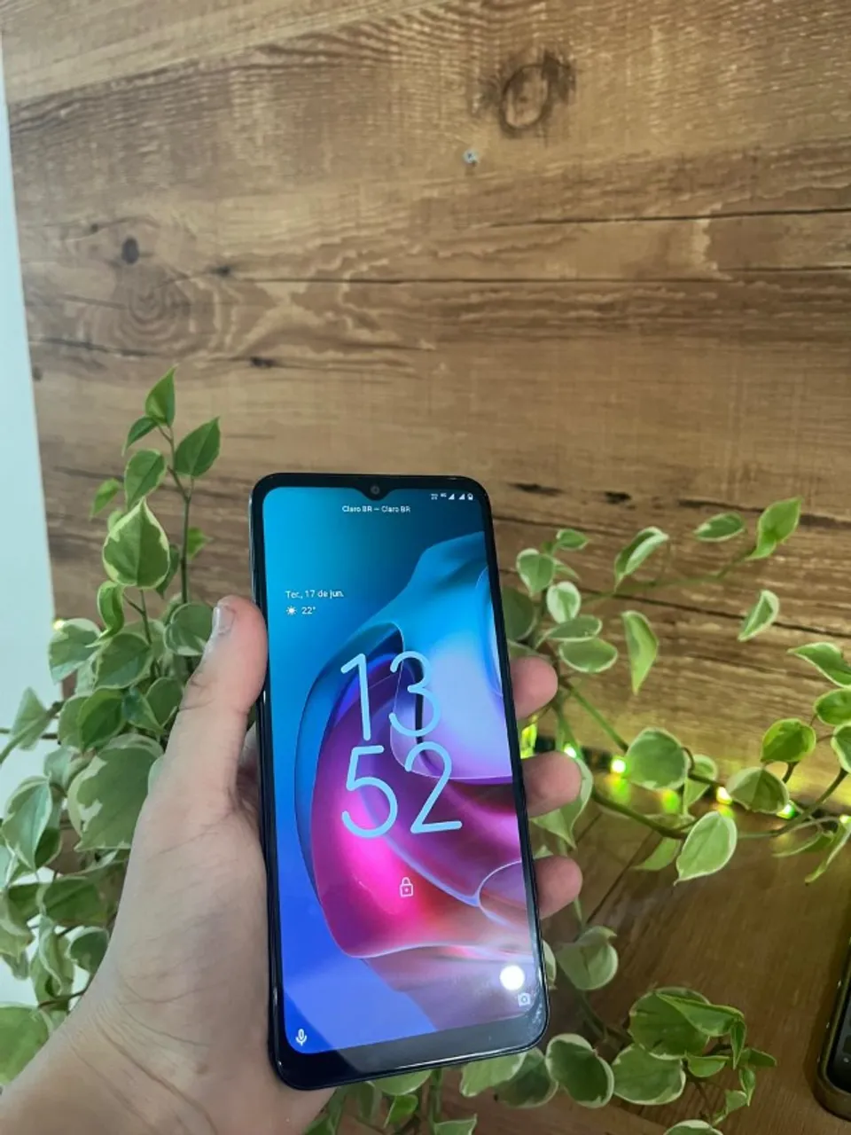 Celular Motorola Moto G30 128GB Dark Prism 4G - 4GB RAM Tela 6,5? Câm. Quádrupla + Selfie