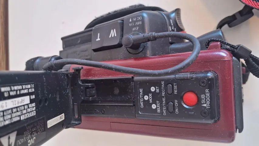 Câmeras JVC VHS-c em bom estado! - Foto 3