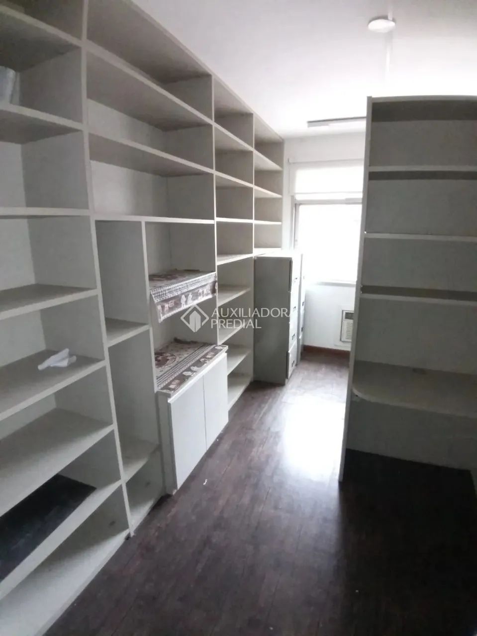 DUAS SALA COMERCIAIS UNIFICADAS EM PRÉDIO TRADICIONAL - Foto 5