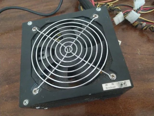 Fonte Pc Seventeam 420W - Funcionando! - Foto 4