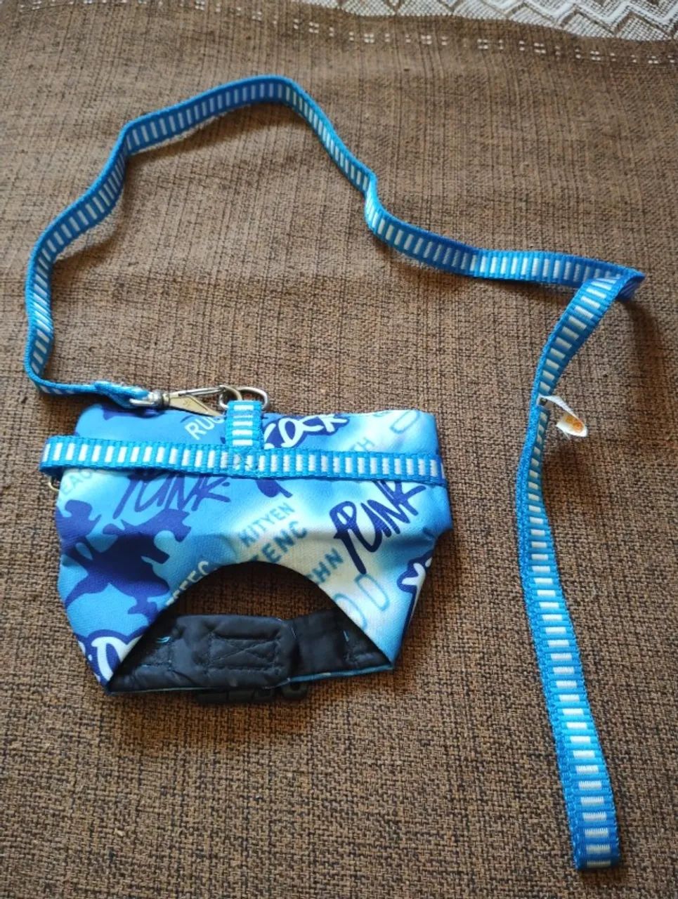 Coleira Peitoral para Cachorros ou Gatos de pequeno porte, de 4 a 5 Kg, regulável. - Foto 5