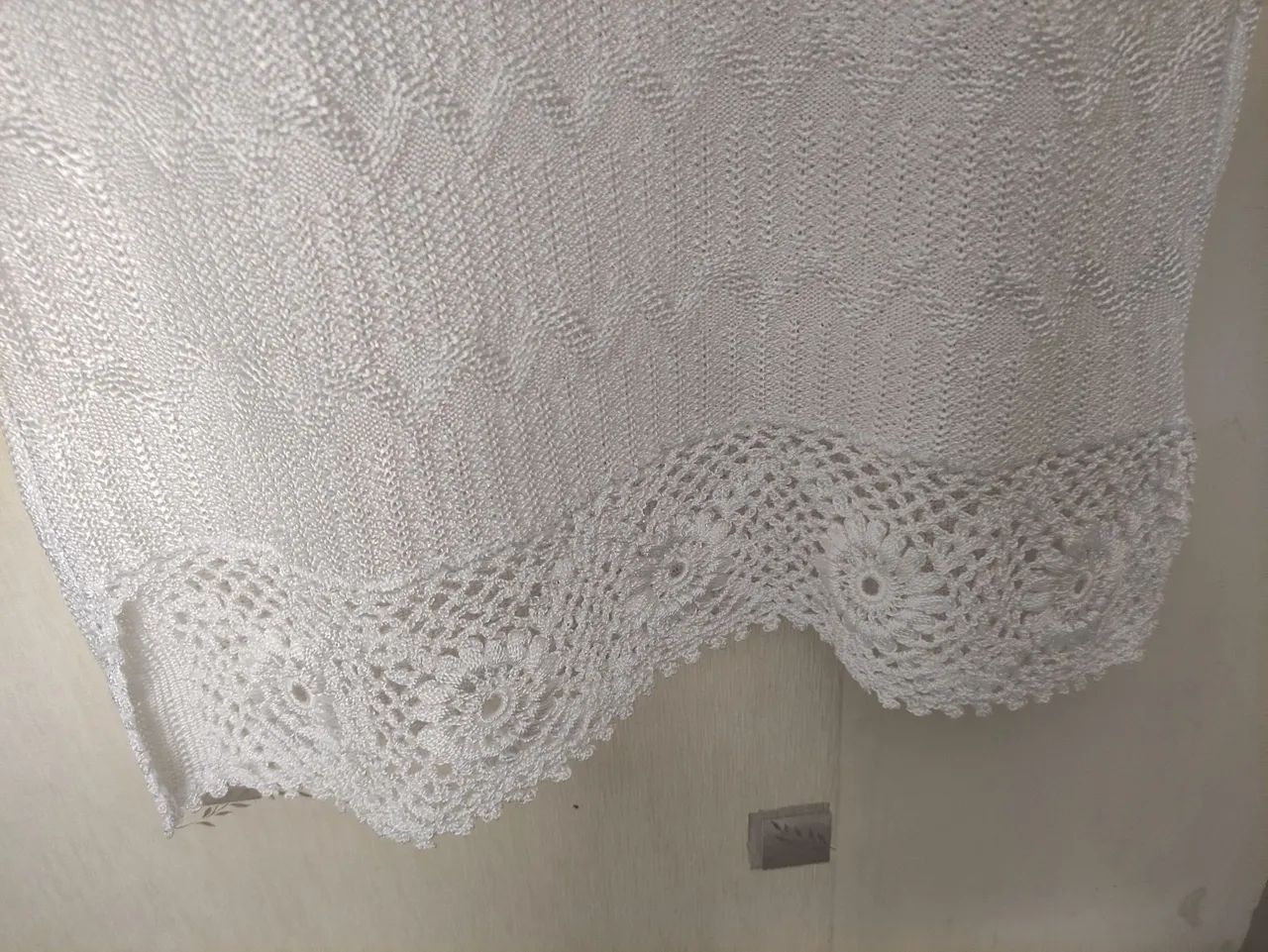 Blusa barrado crochê flores M - Foto 2