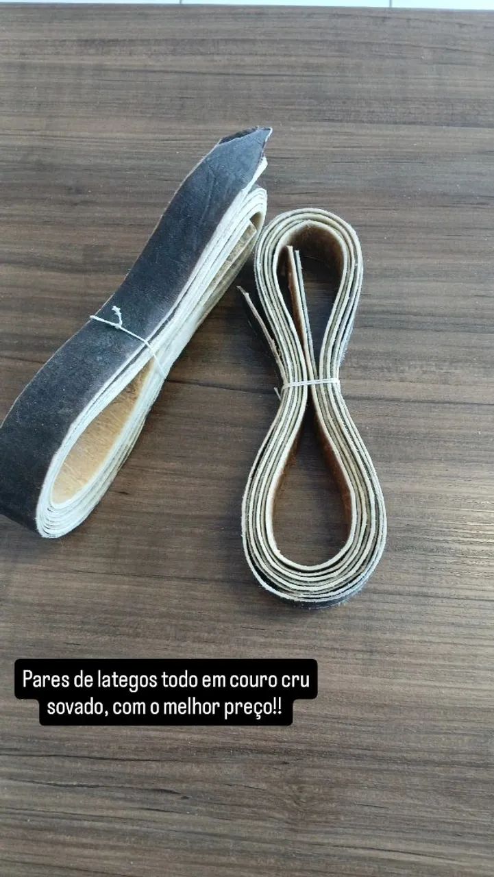 Par de latego em couro cru sovado