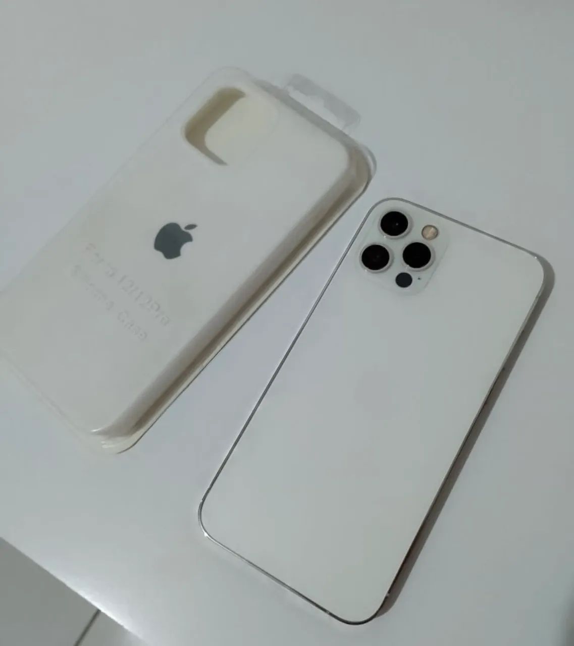 iPhone 12 Pro - 128 GB - Bateria 100% - Impecável! - Celulares e