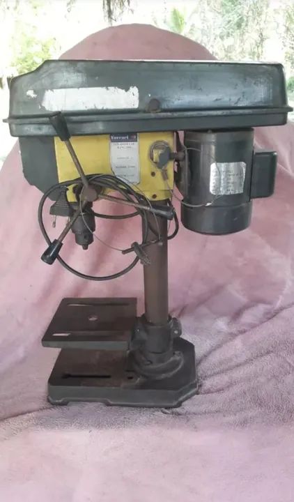 Furadeira De Bancada Ferrari 1/3cv Bivolt Mandril 13mm Usada - Foto 6