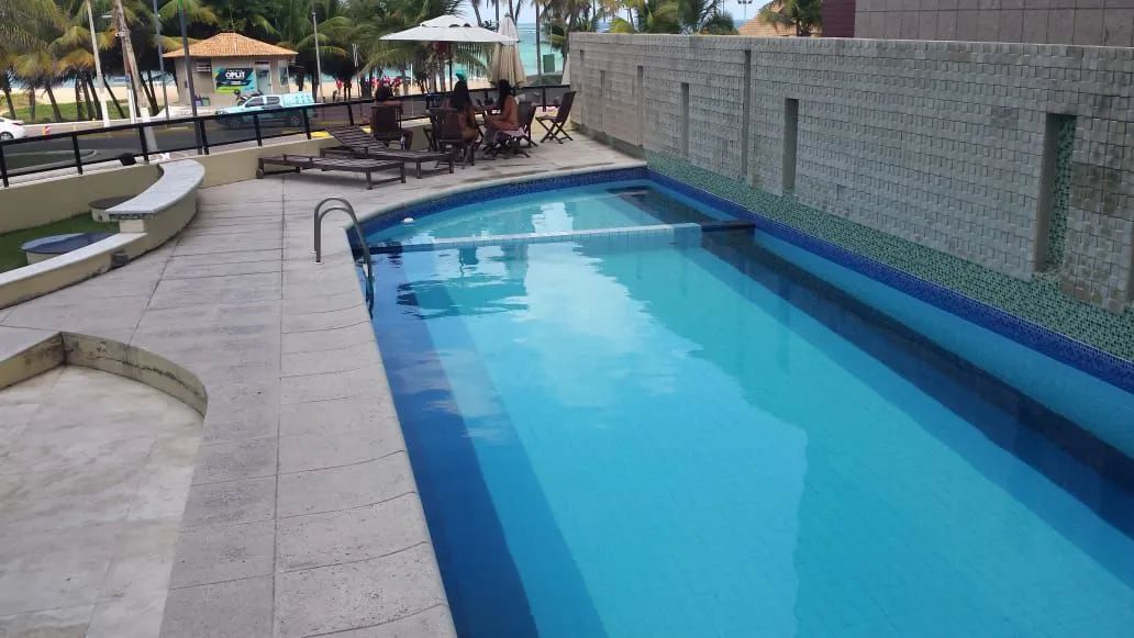 Apto 2/4 Beira Mar Wi Fi piscina completo