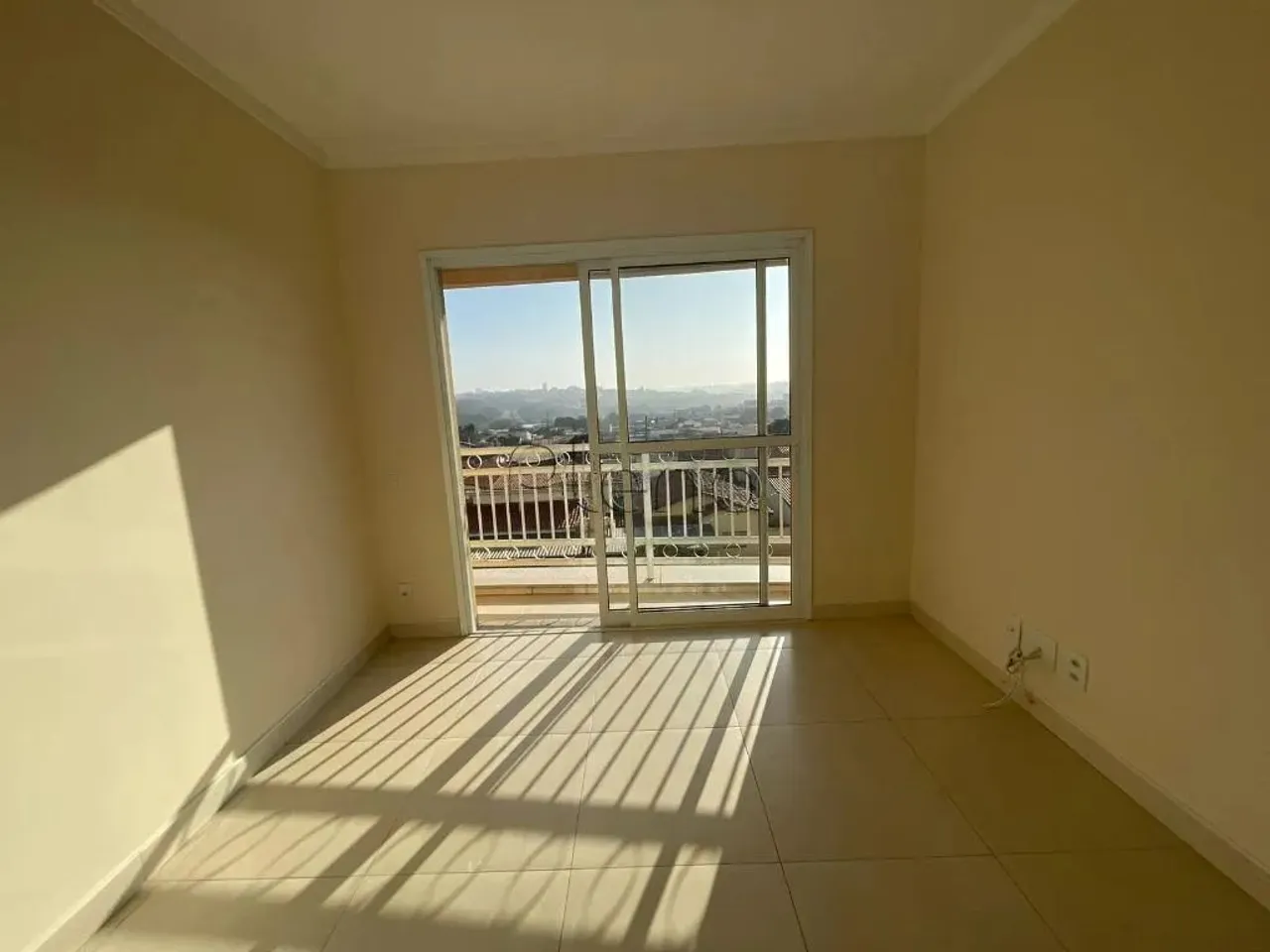 Apartamento à venda com 2 quartos no Jardim Bela Vista, Campinas.