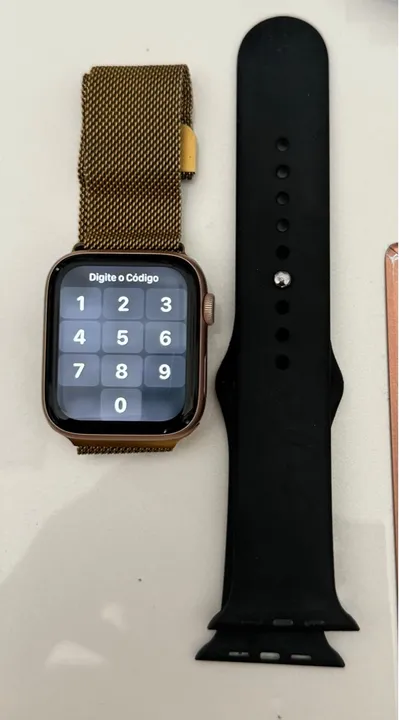 VENDO APPLE WACTH SERIES 4