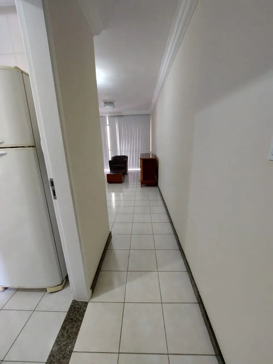 75m² mobiliado, 2/4, sala, varanda, banheiro social, cozinha, área de serviço e garagem - Foto 7
