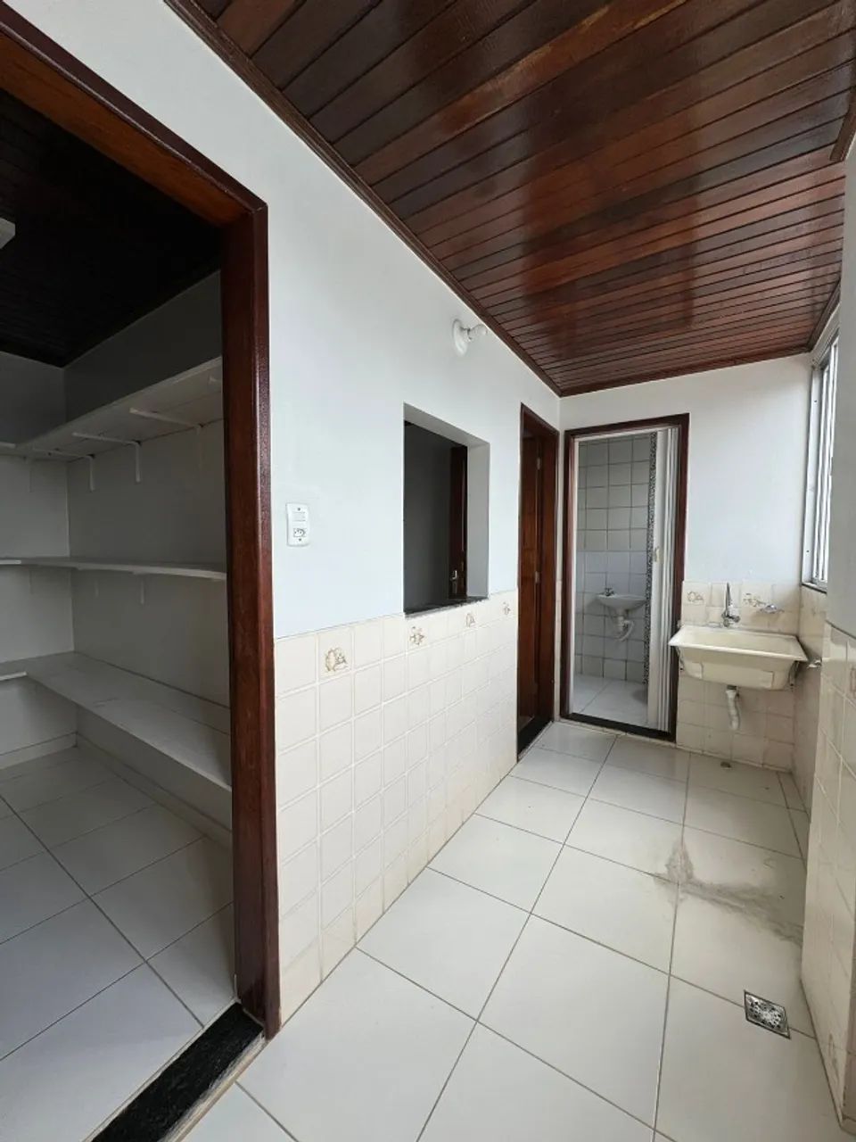 Prédio Comercial 3 Pisos c/ 9 Salas proximo a Djalma Batista  - Foto 5