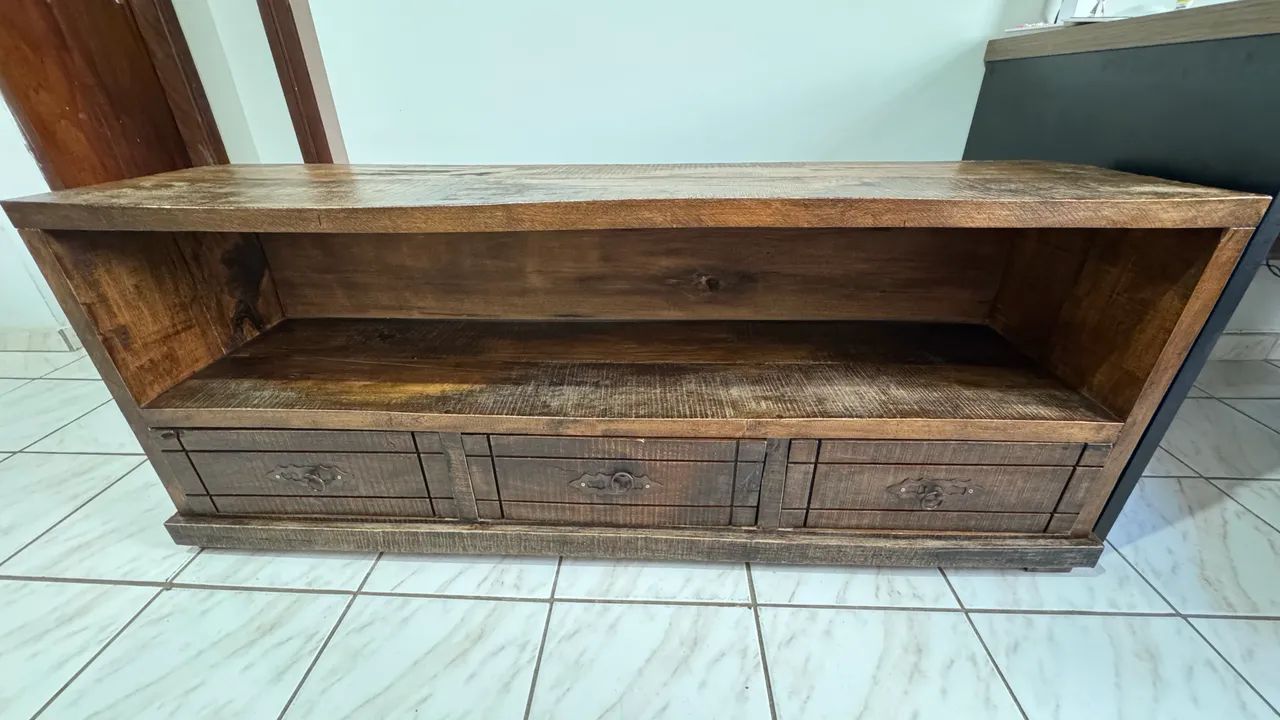 Rack de madeira 