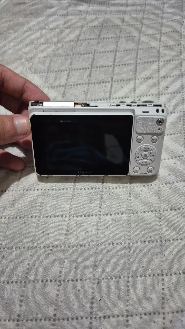 Câmera Samsung NX Mini - Foto 4