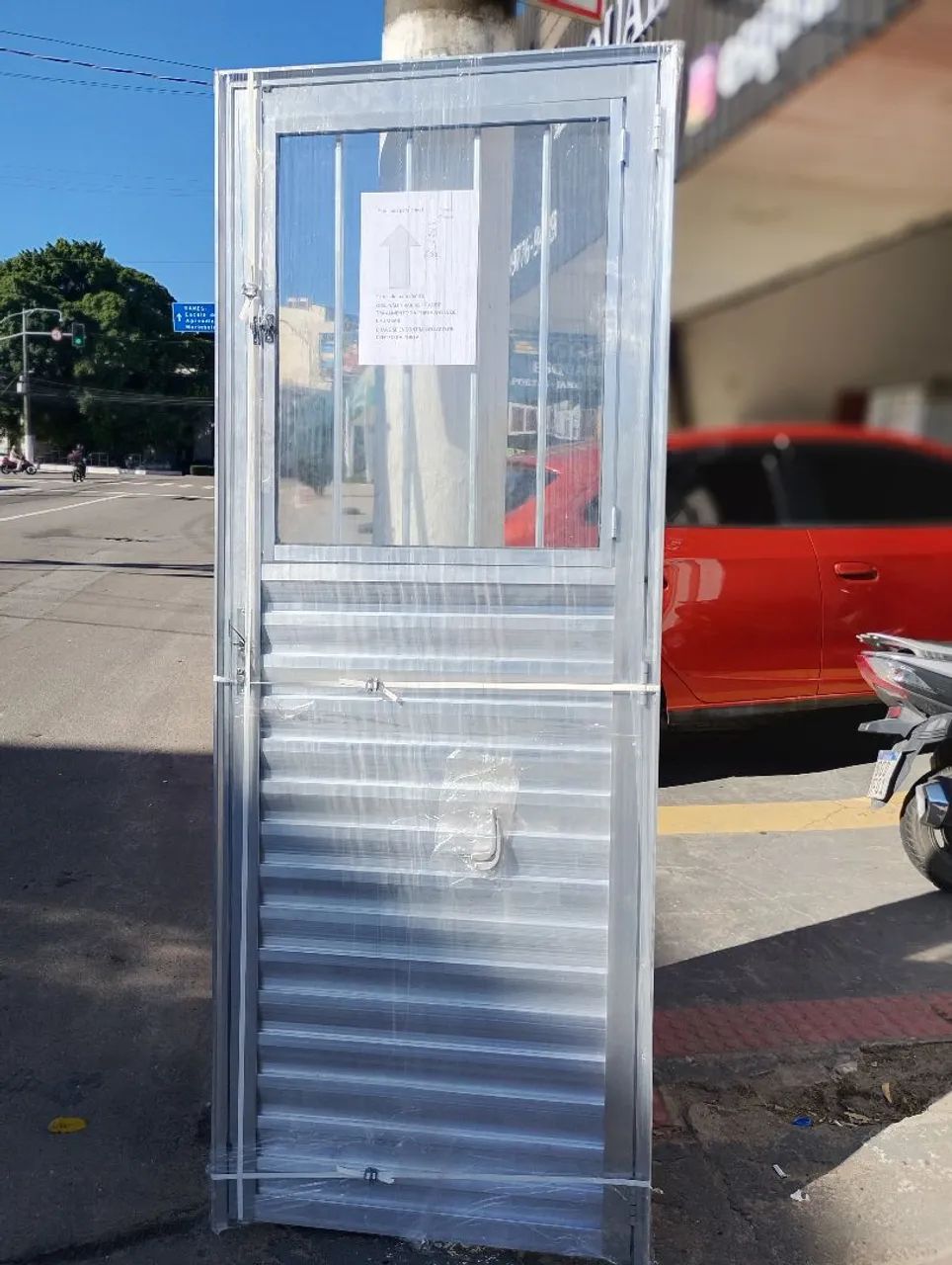 Oferta exclusiva - Porta de alumínio 70 ou 80cm com grade  - Foto 5