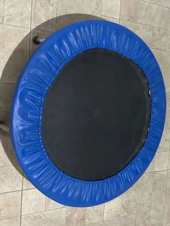 Mini Trampolim Jump Cama Elástica Profissional Suporta 100kg - Foto 2