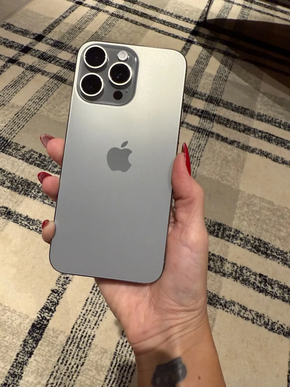 iPhone 15 Pro Max