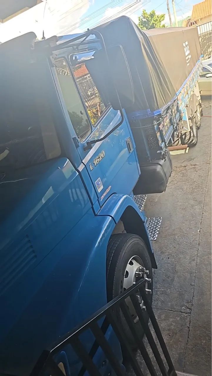 Caminhão para venda - Foto 4
