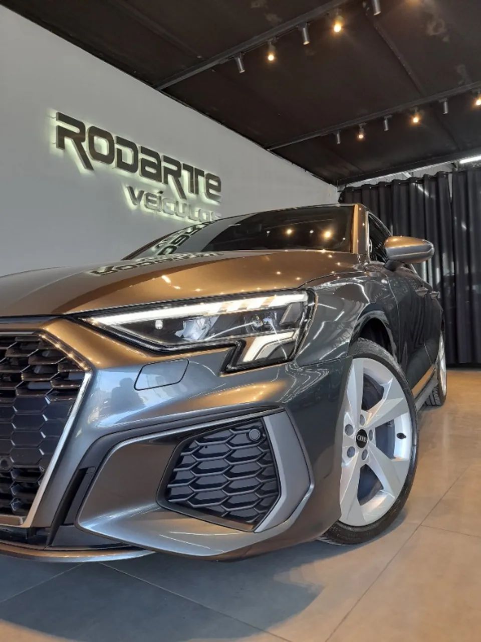 Audi A3 Sedan S-Line 2.0 TFSI S-Tron 2023 - Foto 3