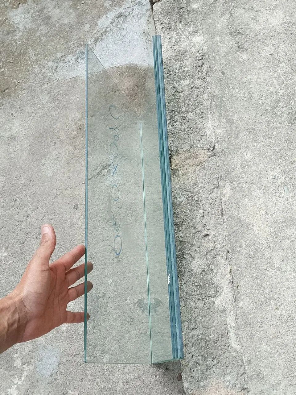 Vidro Temperado 0,60 x 0,30 são 5 unidades  - Foto 2