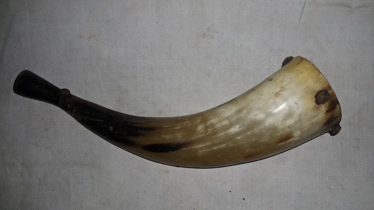 Chifre para beber artesanal antigo. - Foto 2