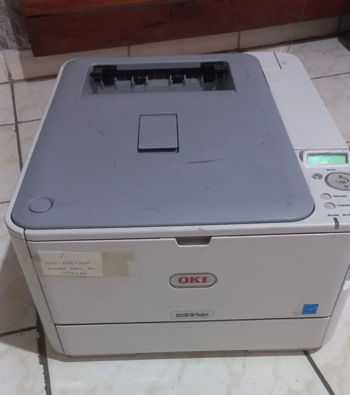 Impressora no estado oki, para retirada de peças