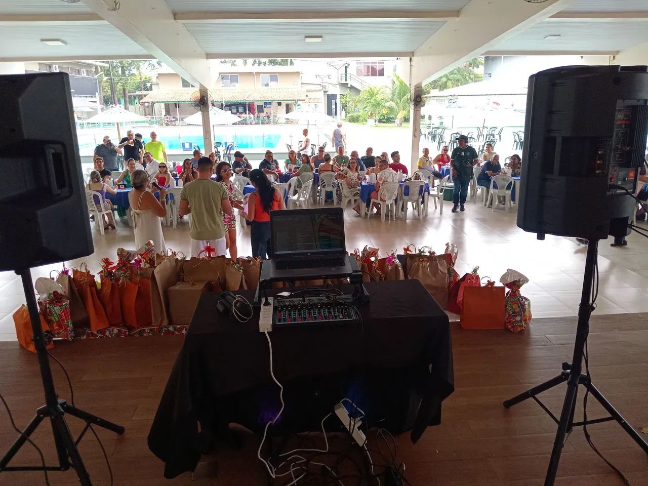 DJ SOM ILUMINAÇÃO MD EVENTOS 350 5 HORAS DE SHOW - Foto 4