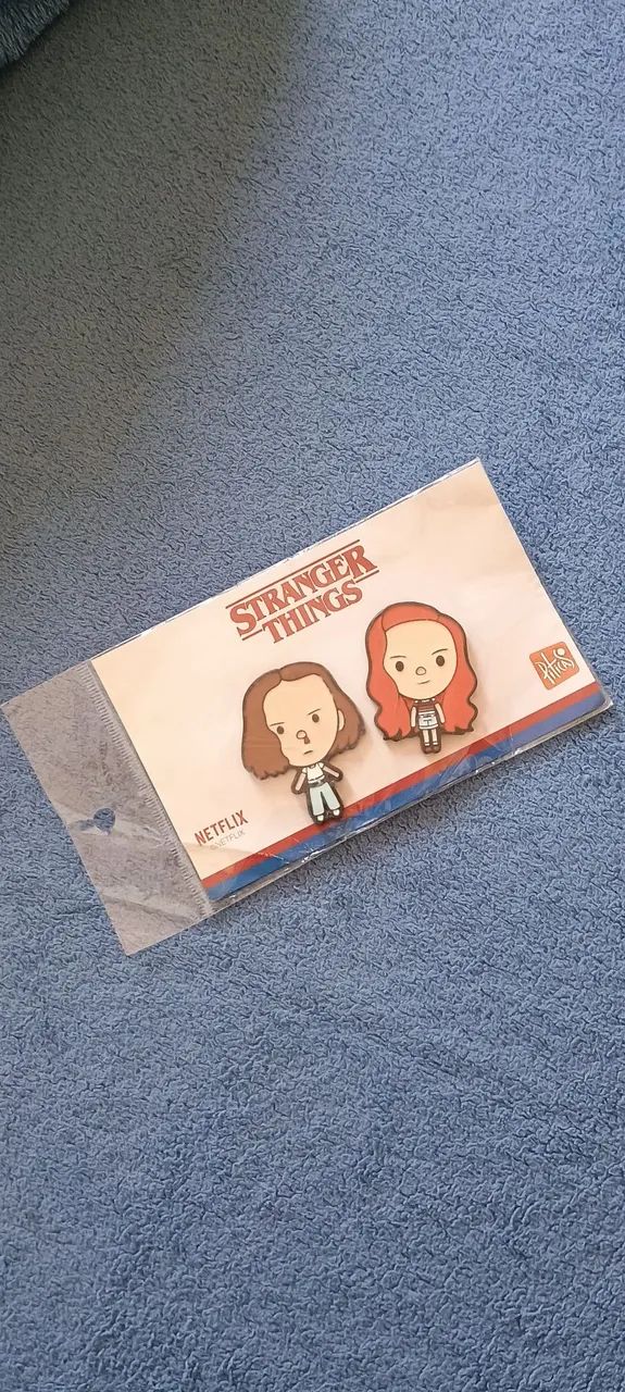 Pins Stranger Things Eleven e Max Netflix