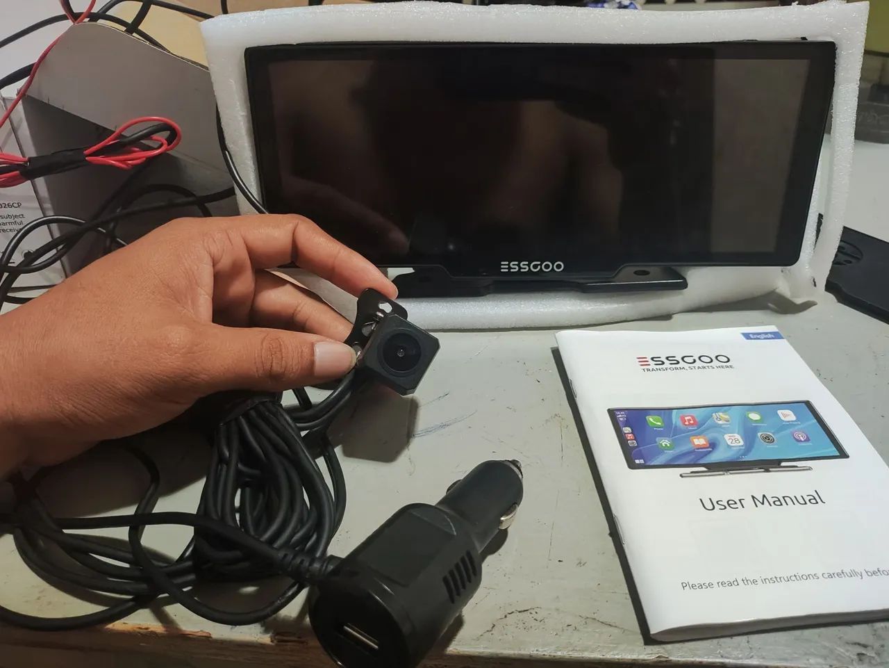 Câmera de Ré ESSGOO com Tela e Manual