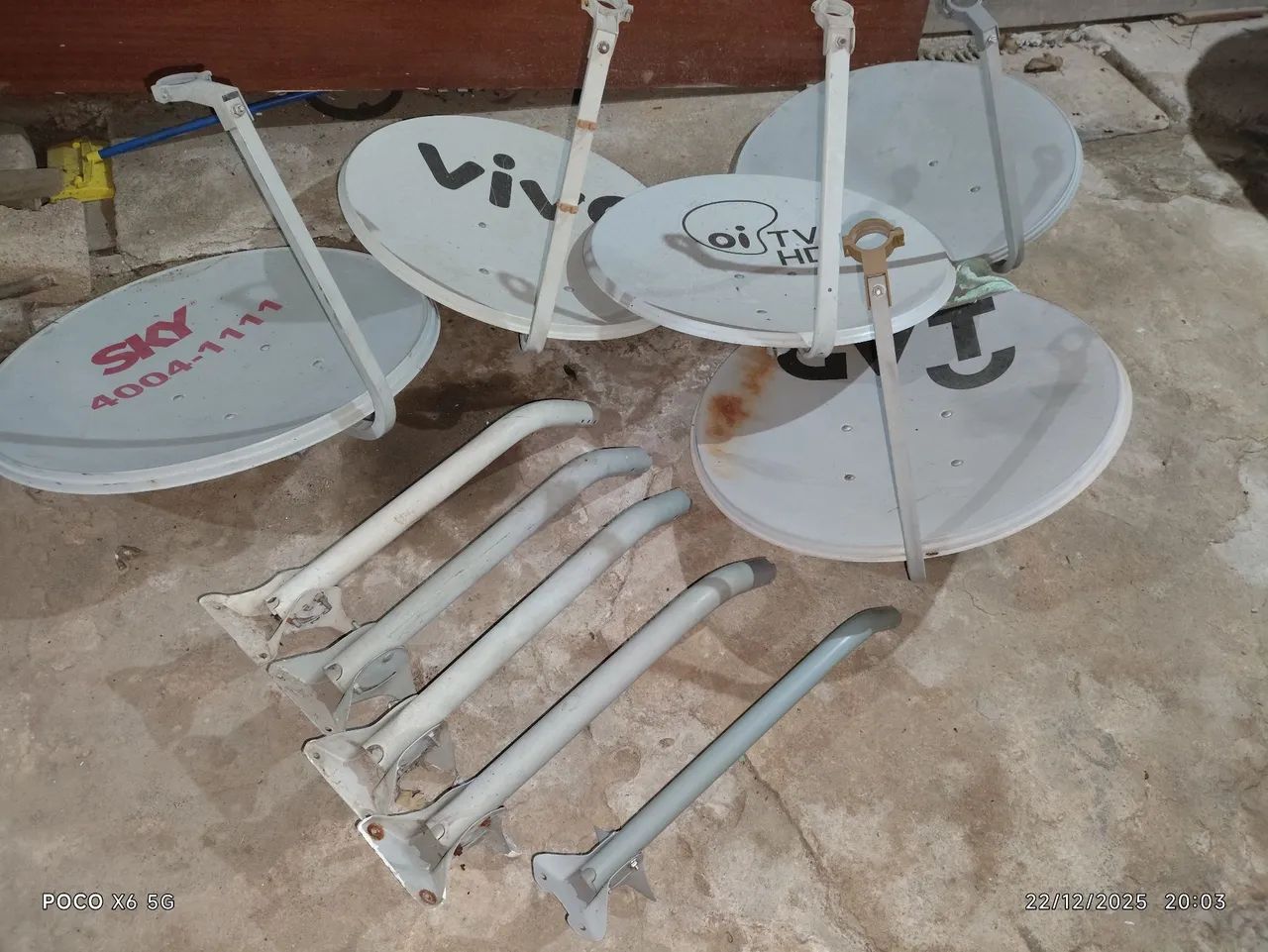 Antena sky com lnb novo