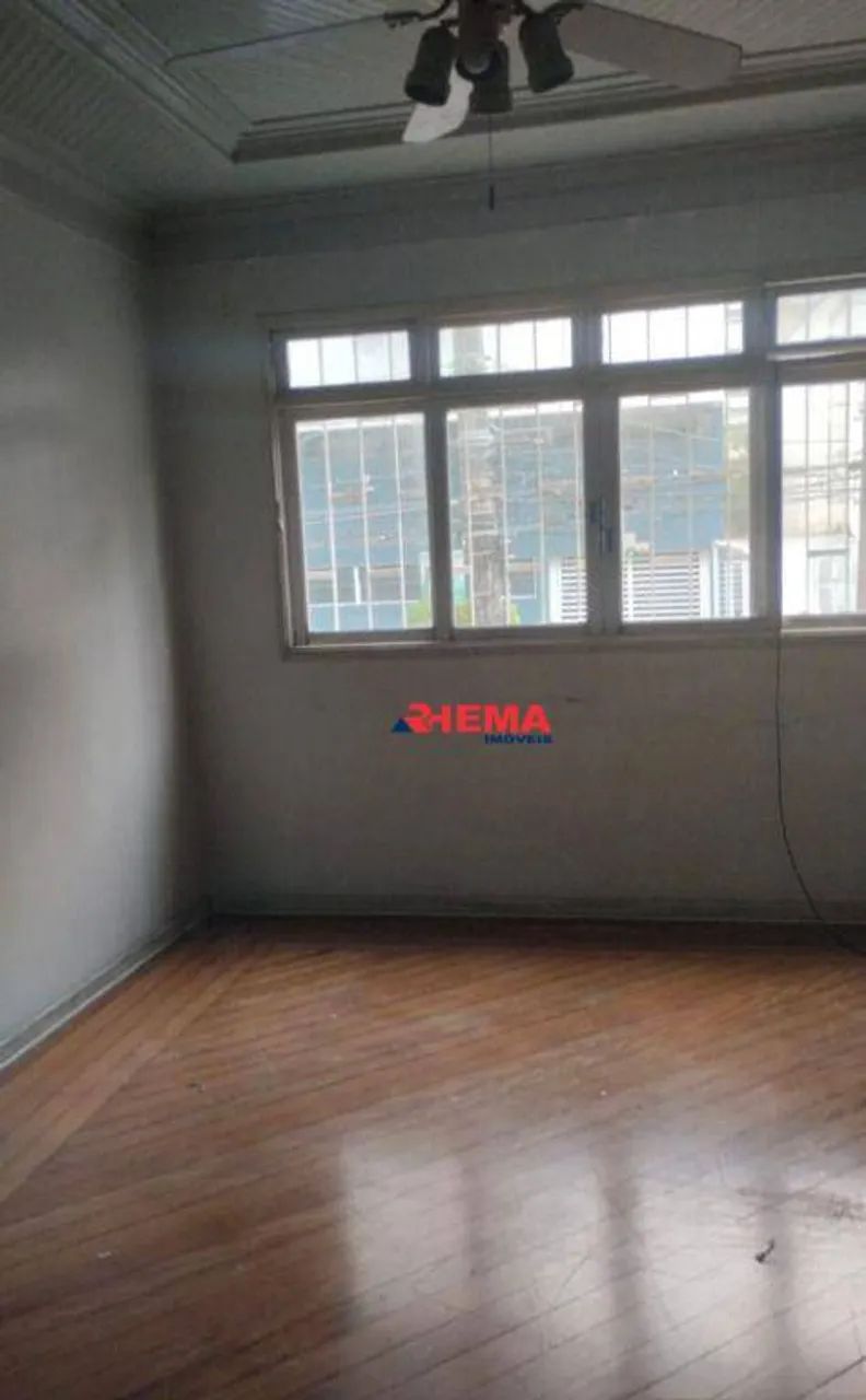 Sobrado com 3 dormitórios para alugar, 218 m² por R$ 8.565,24/mês - Embaré - Santos/SP