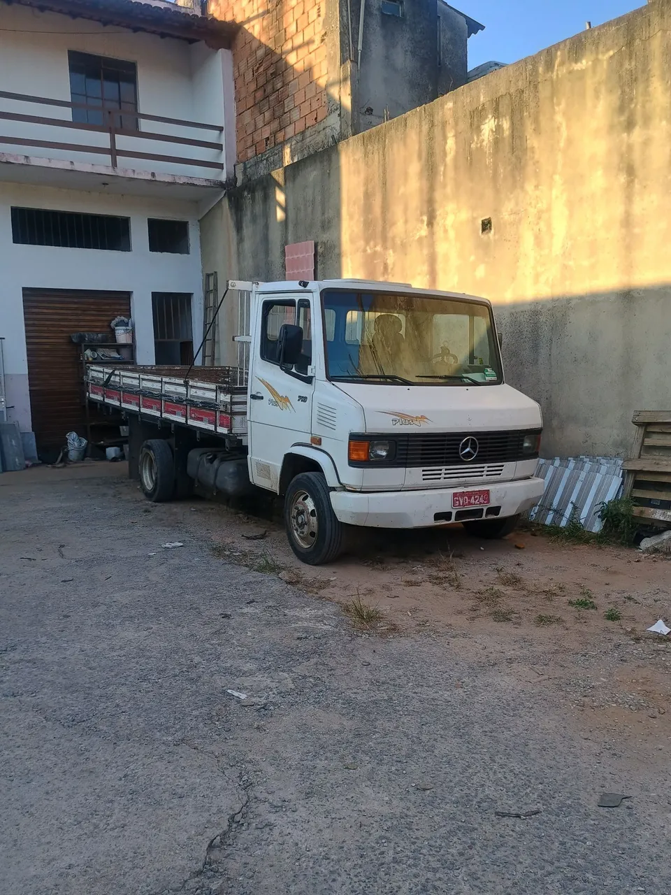 "caminhoes 710" no Brasil