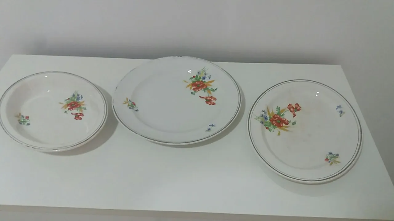 Jogo de tijelas de porcelana ZAPPI anos 60!
