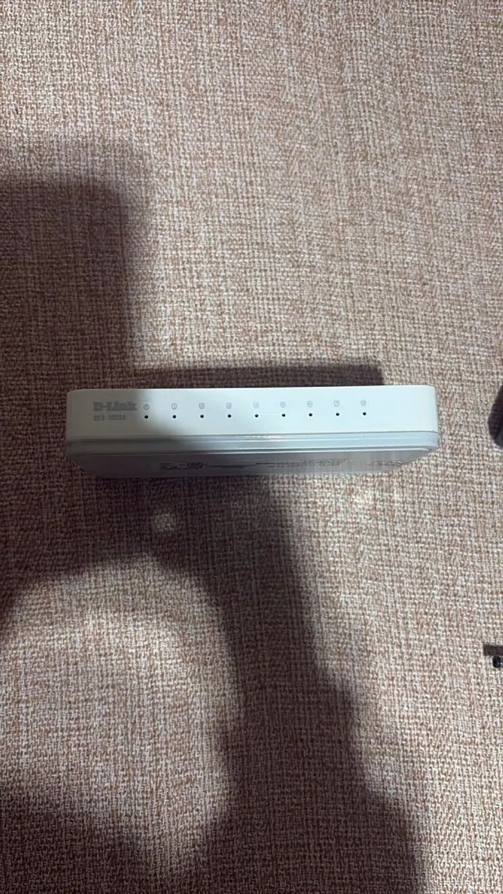 Modem Roteador: D-link -  Branco Mod: DES-1008A  - Foto 4
