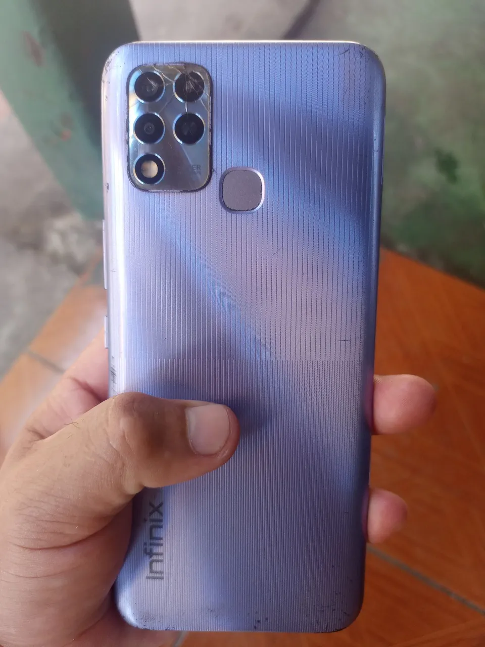 INFINIX HOT 128 GIGAS 4G TRINCADO