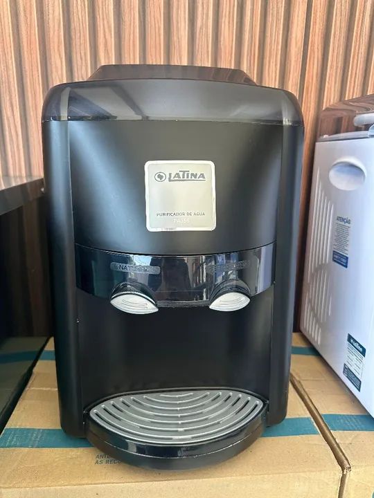 Purificador de água -  Latina Preto Novo