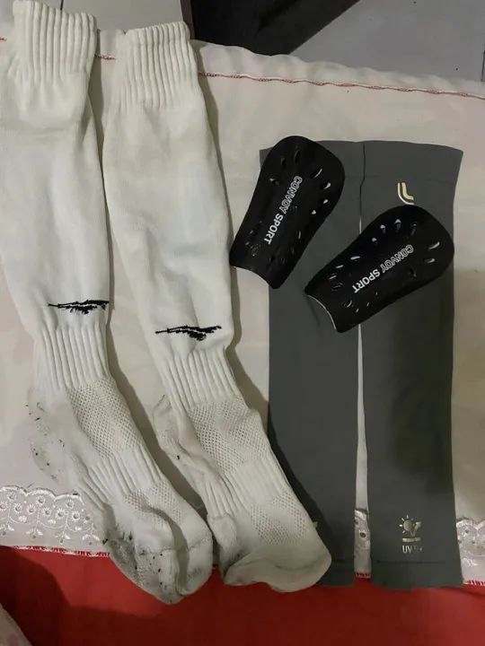 Chuteiras sosayte e futsal - Foto 4