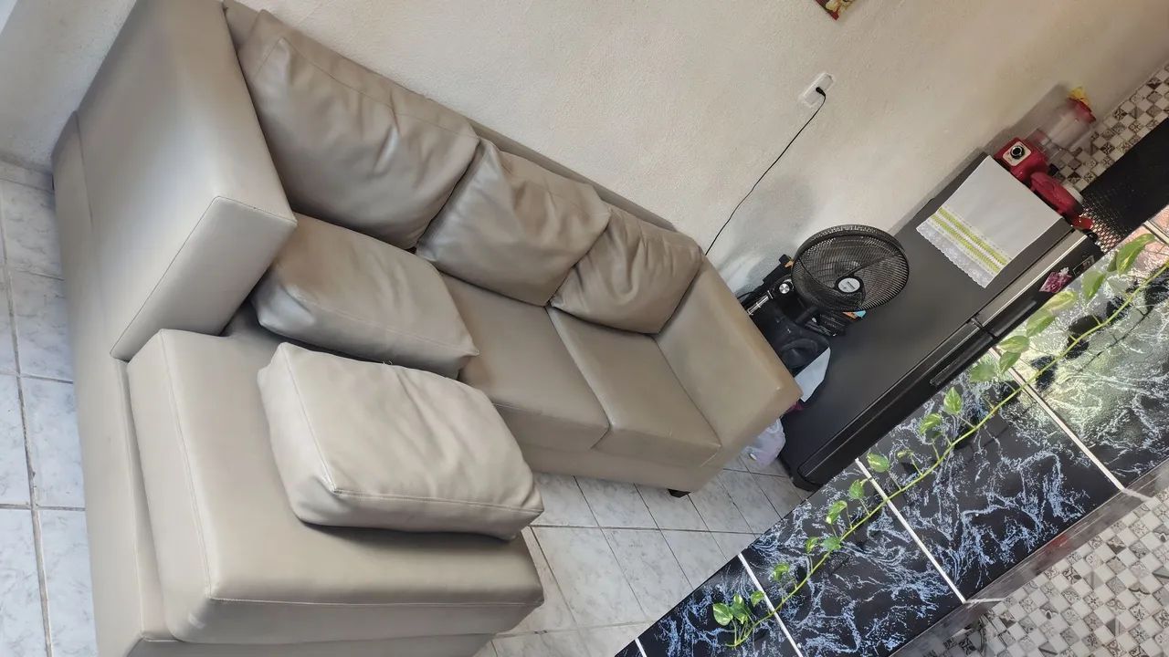 Sofá de couro 65568083277571124