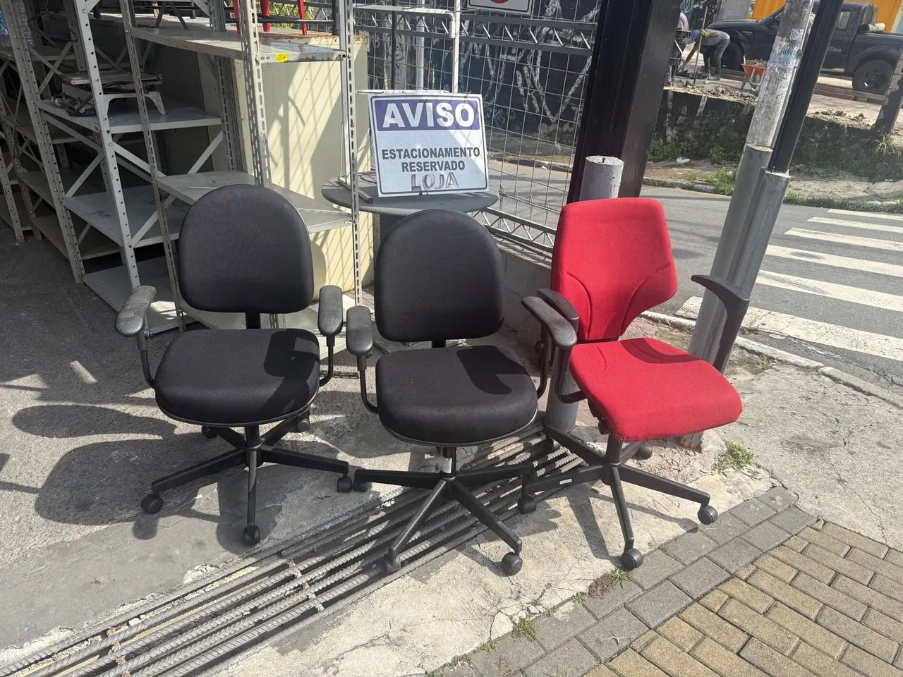 Cadeiras escritório a partir 150,00 