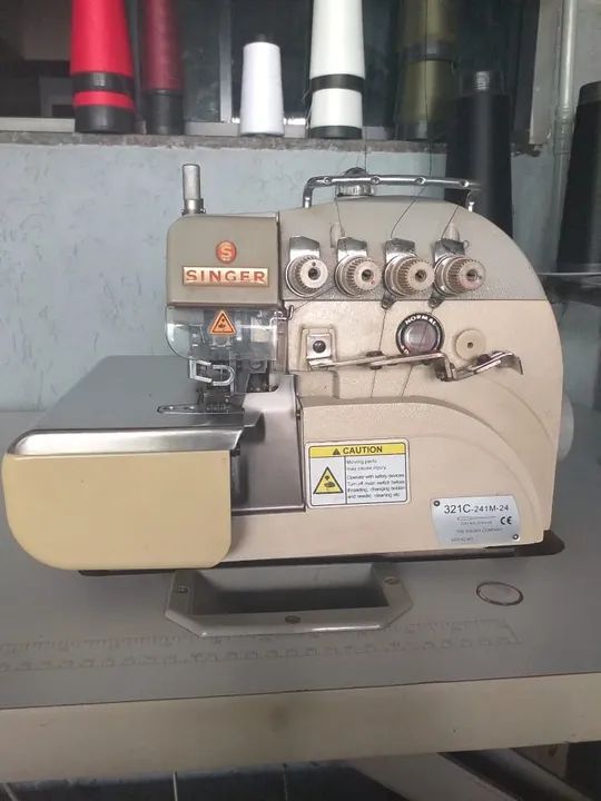 Máquina de Costura Overlock Singer Industrial - Foto 3