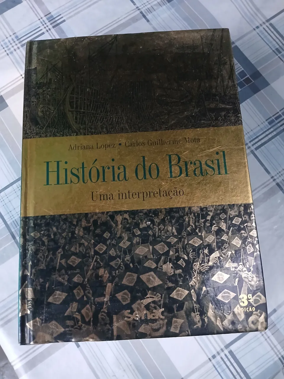 História do Brasil - Uma interpretação por Adriana Lopez e Carlos Guilherme Moto